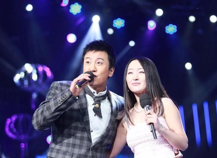 被捅三刀的明星,毛宁回应丑闻事件