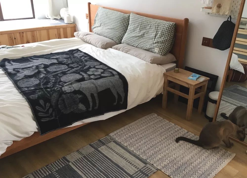 用水泥砌橱柜,用粘土做迷你橱柜