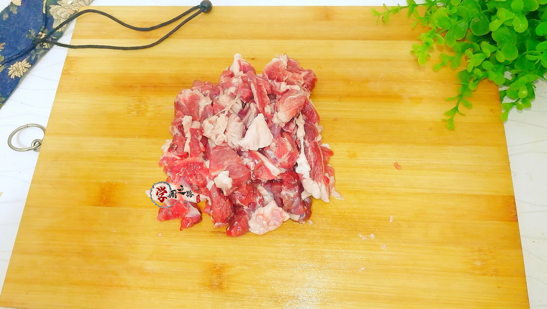 烤孜然羊肉羊肉怎么去膻味,孜然羊肉口感太硬怎么补救