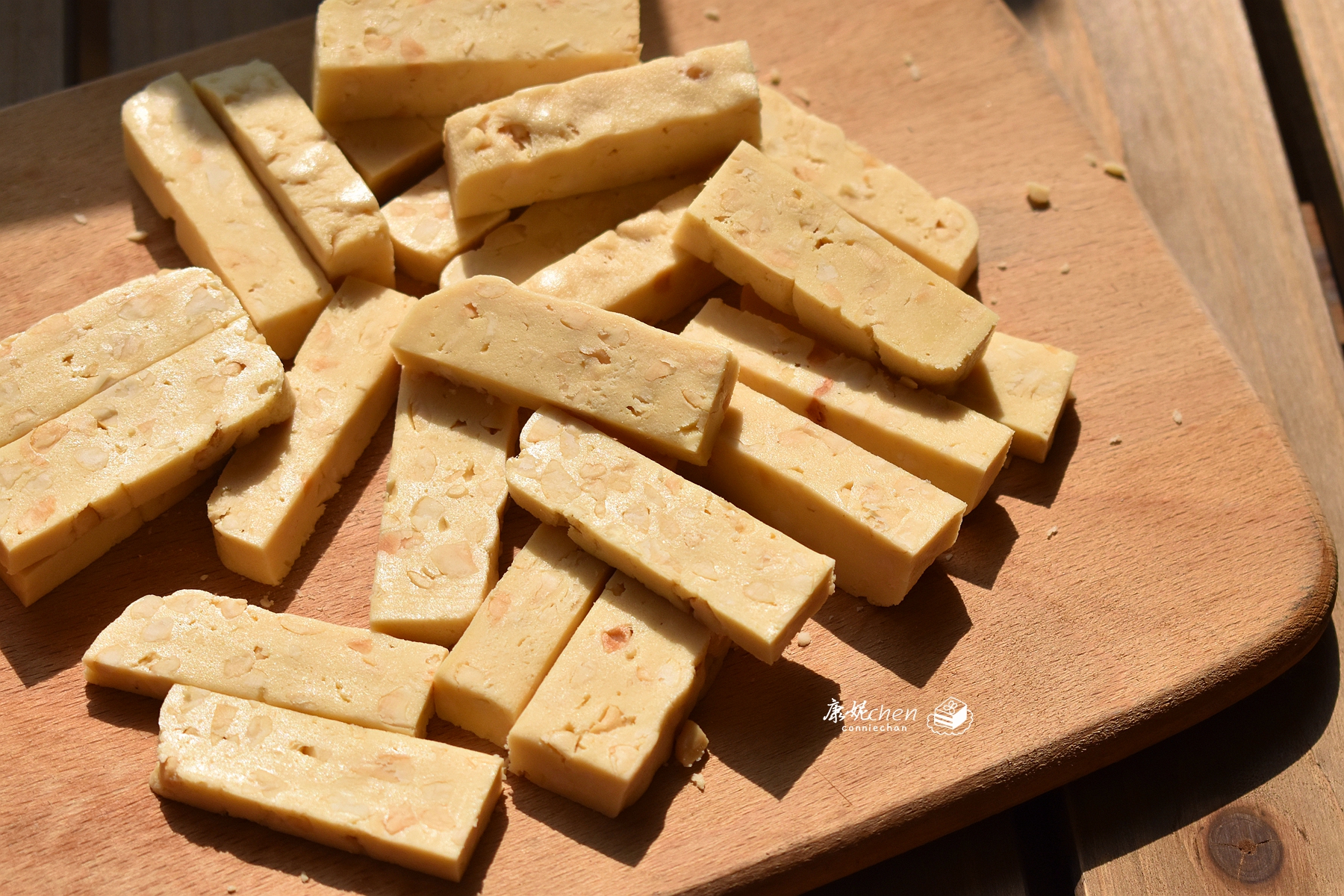 现在这个季节适合自制牛轧糖吗,自己在家做牛轧糖的方法