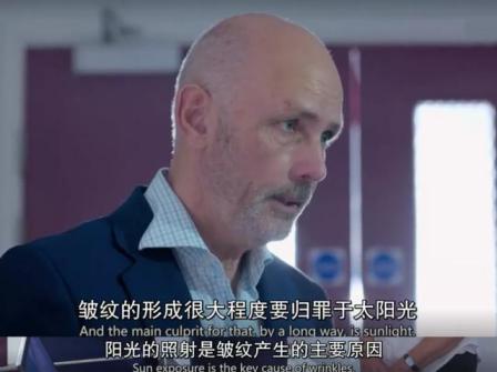 这把小黑伞3折卖89元一把，却有施华洛世奇水晶伞扣，太嚣张了吧