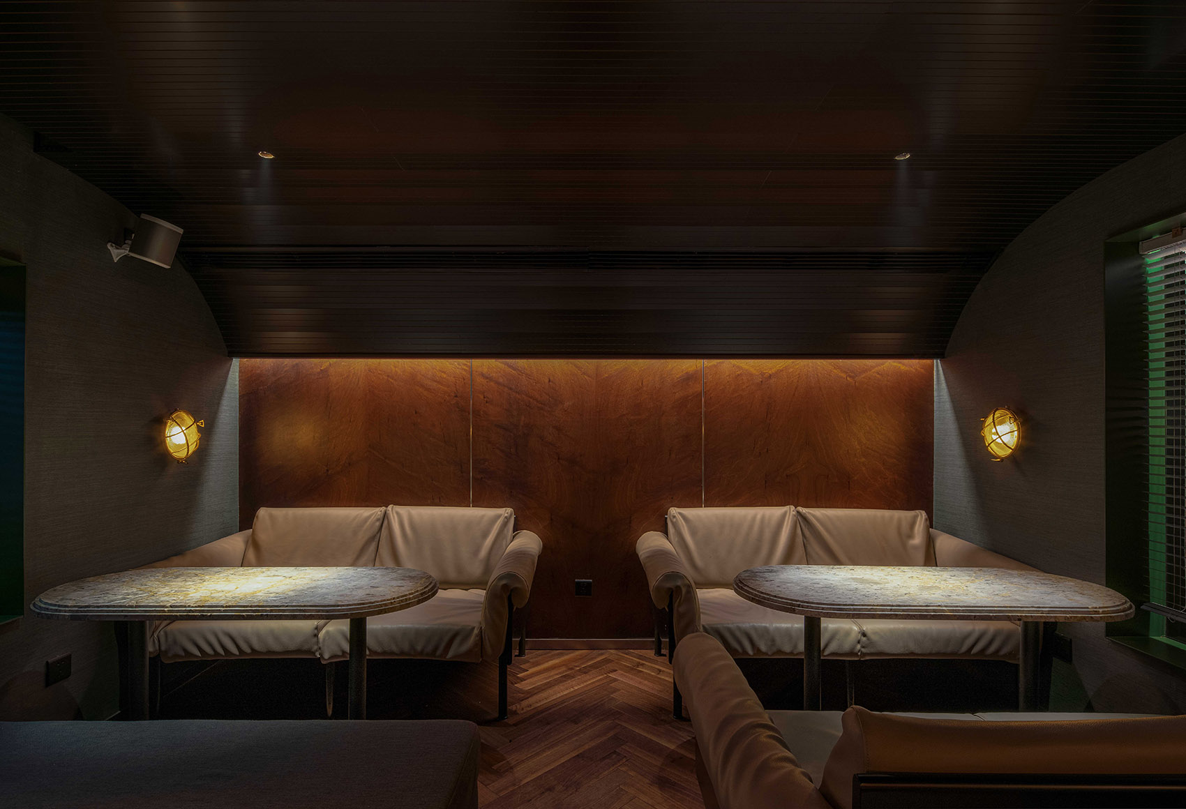 成都酒吧网红驻唱,成都酒吧网红