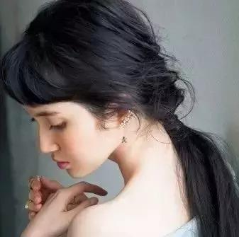 中分马尾扎中低马尾好看技巧,高马尾和低马尾有什么区别