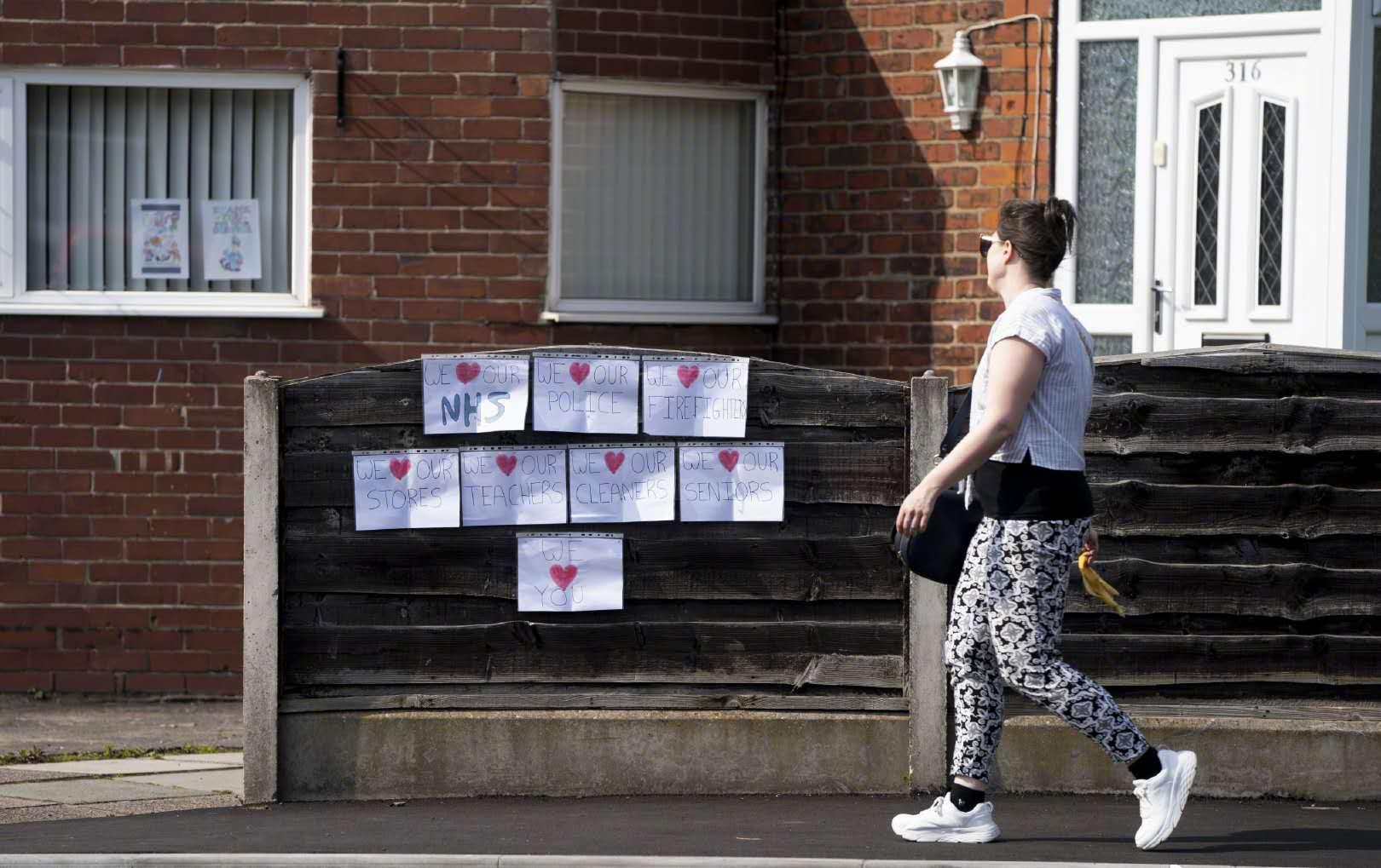 英语女教师感染新冠,英女子患绝症医生说还能存活两年