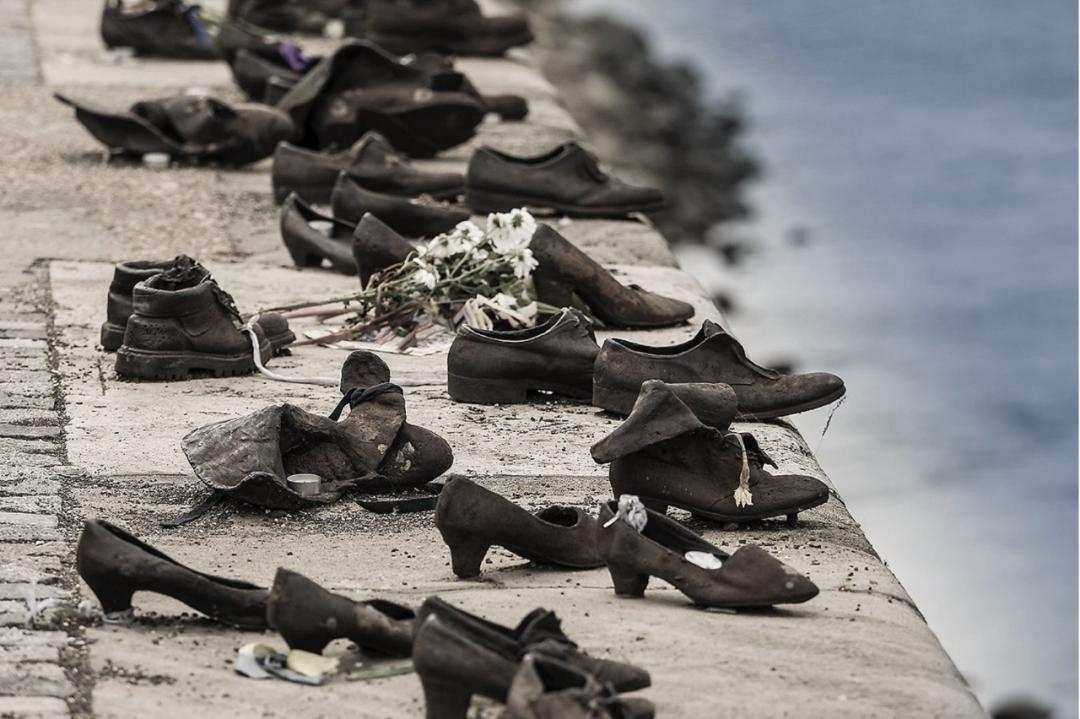 地球的雕塑,地球上的奇异建筑