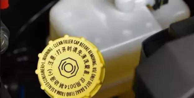 刹车变软关注事项,刹车突然很硬的应急处理