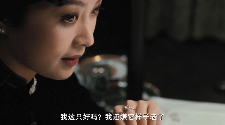 女人打架是不是爱薅头发,女人打架拼命薅头发