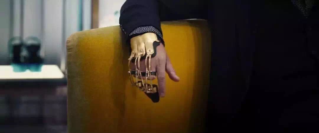 《扫毒2》：讲不好的故事，立不起的情怀