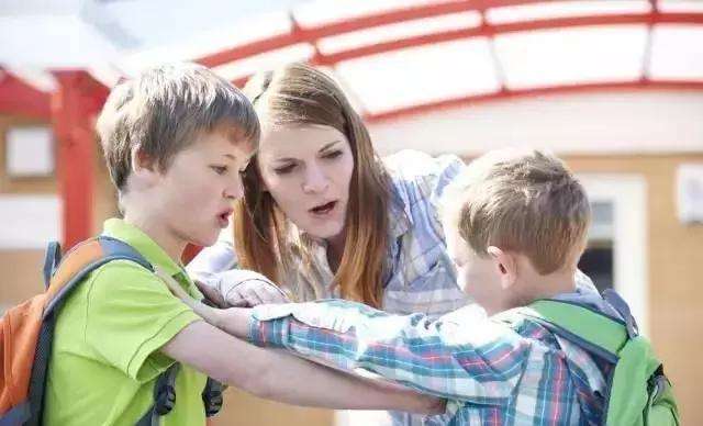 家长打孩子孩子心理有阴影吗,孩子被家长打有心理阴影怎么办