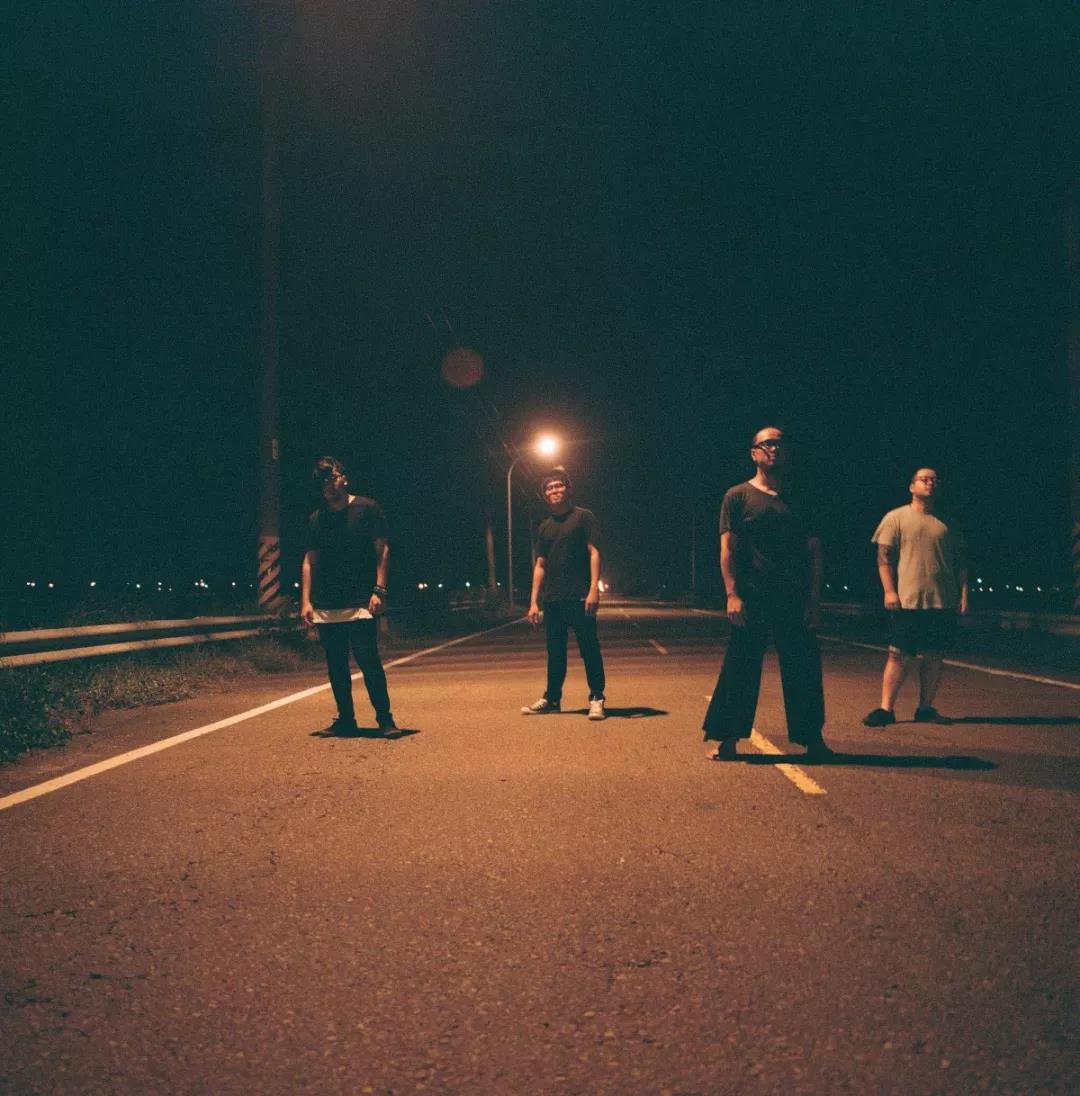 上海草莓基地挖草莓苗,超级草莓上海