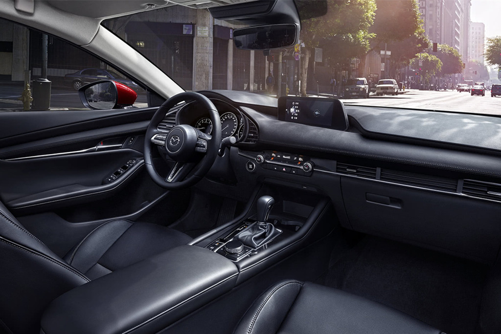 昂克赛拉入手后真实感受,2018款昂克赛拉1.5操控