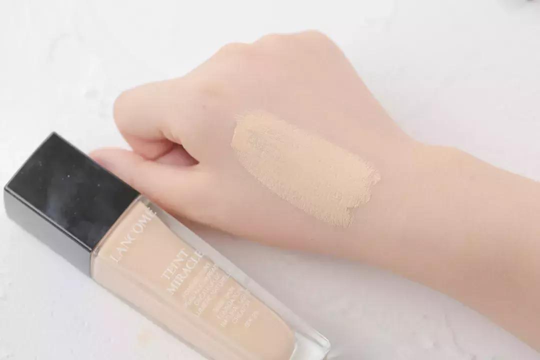 推荐8款适合干皮的粉底液,迪奥最贵粉底液