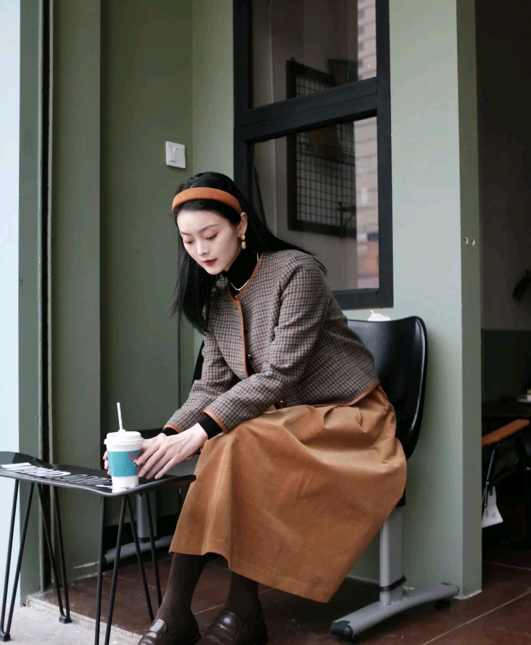高级感穿搭超爱这个复古风穿搭,高级松弛感复古文艺穿搭
