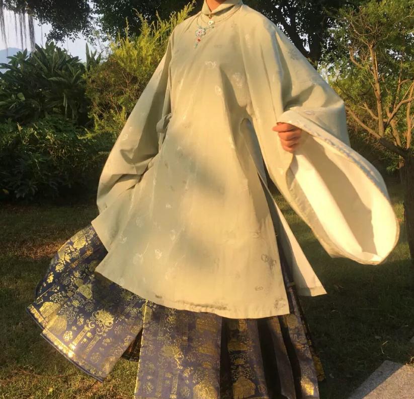 刚入坑汉服冬天怎么买,汉服入门汉服常见的款式有哪些