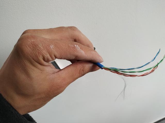 网线插座问题及解决方法,家里网线接口小插不上怎么办