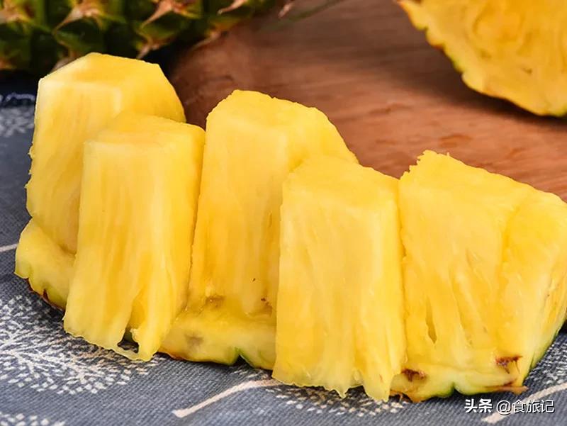 凤梨都不需要挑刺吗,凤梨不用挑刺吗