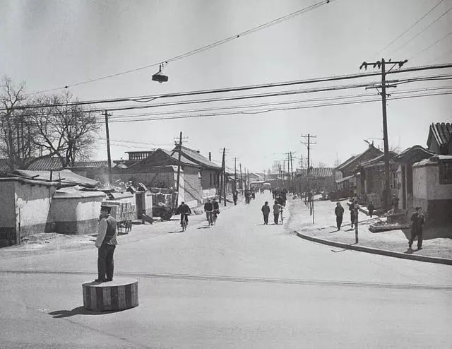 40年前的照片满满的回忆,致青春致回忆三十年前的老照片