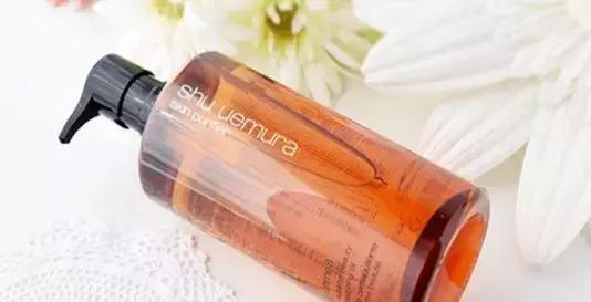 卸妆不好看怎么办,卸妆不对保养品也救不了你的脸