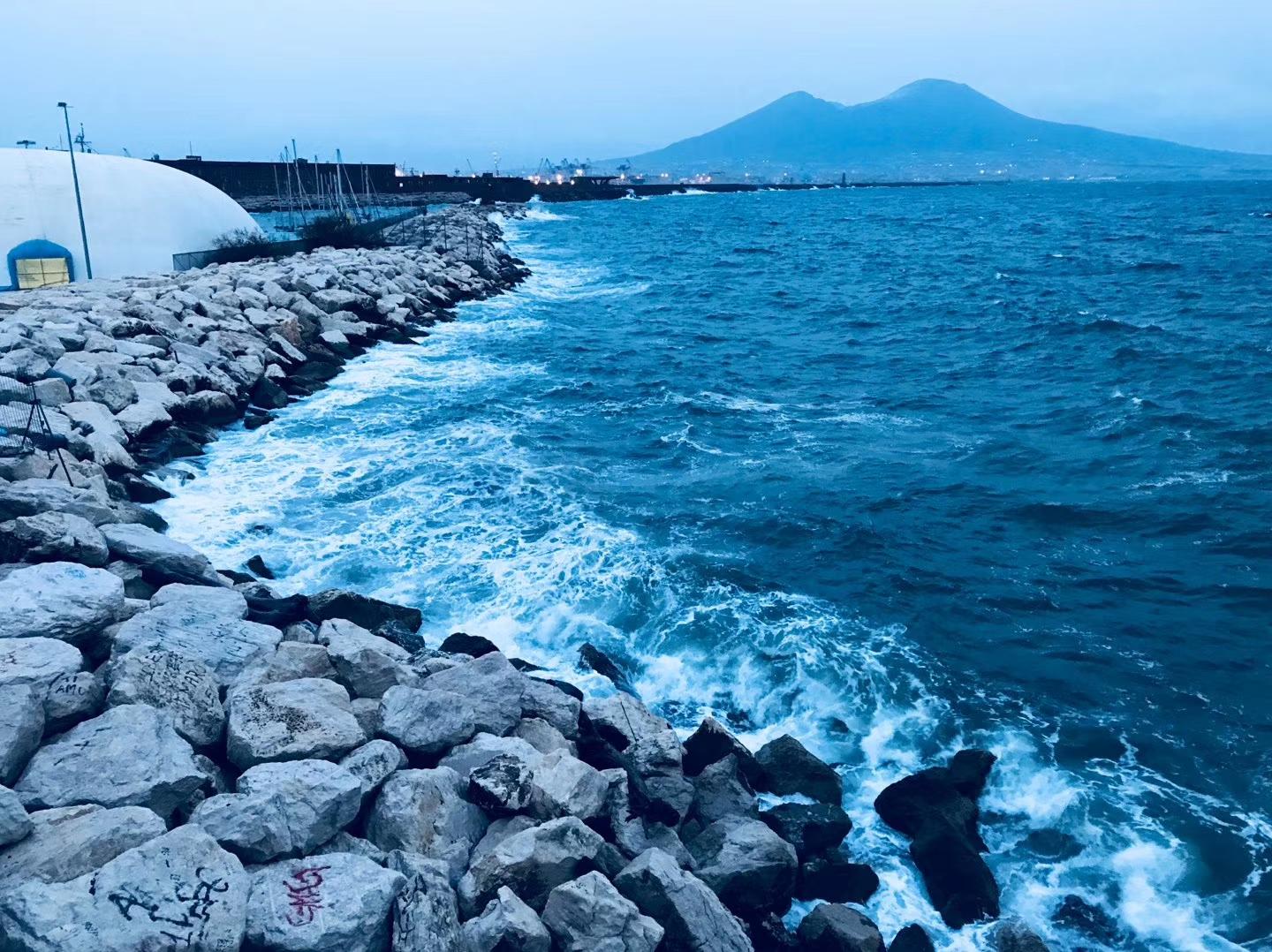 意大利南部风情城市,意大利那不勒斯小镇