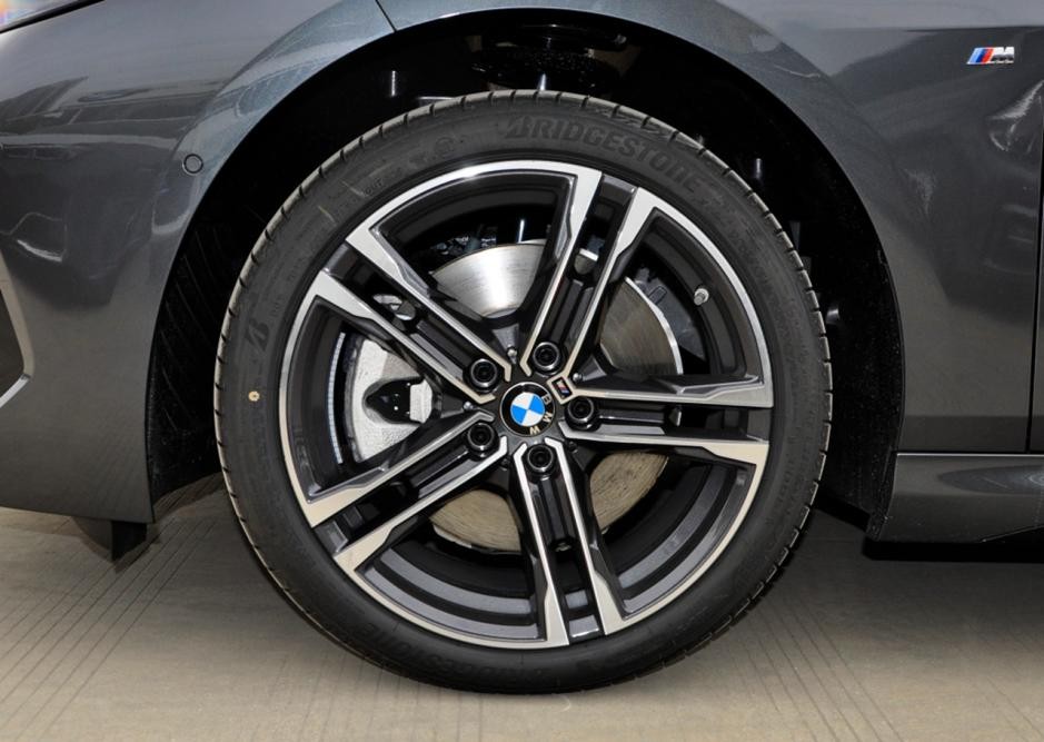 宝马全新4系四门轿跑怎么样,宝马四系轿跑二门版测评