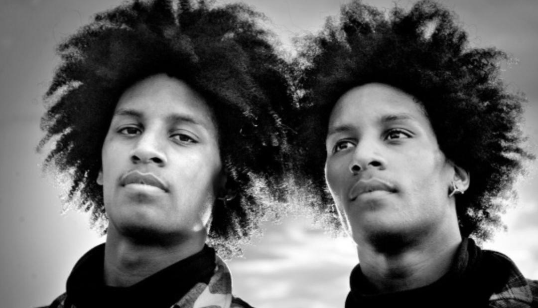 跟王一博一起采访,和王一博聊什么