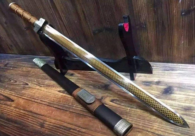 传奇最强冷兵器,最奇特的5种冷兵器