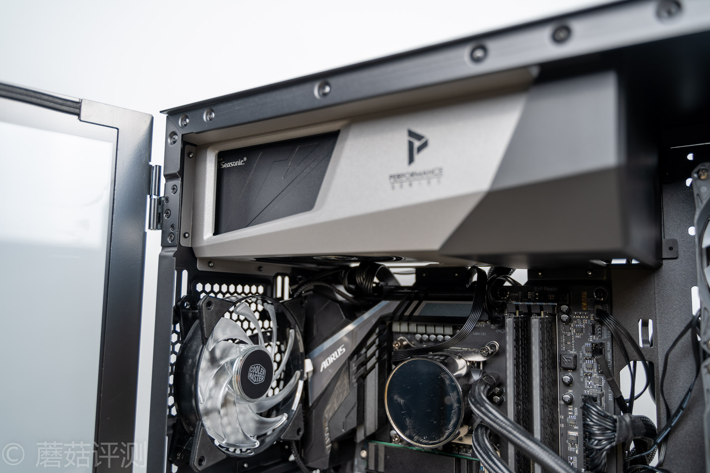 外观漂亮性能卓越高端大气上档次,外观时尚大气性能卓越值得推荐