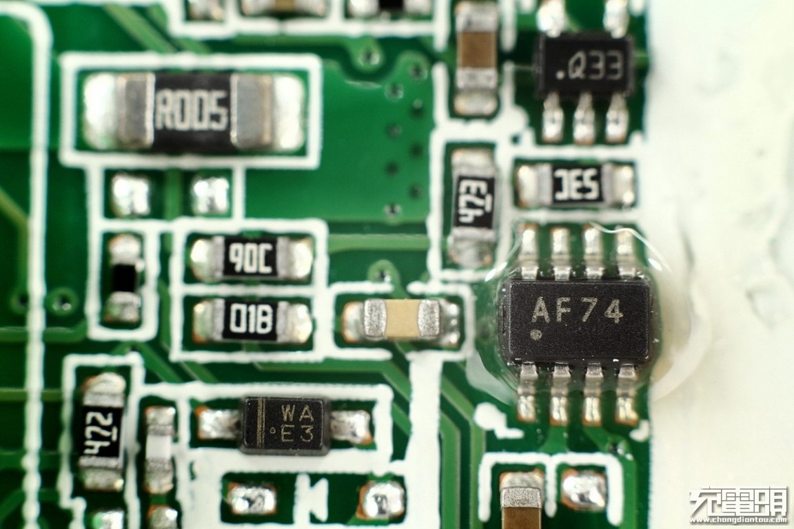 oppo闪充线拆解,oppo闪充65w充电器