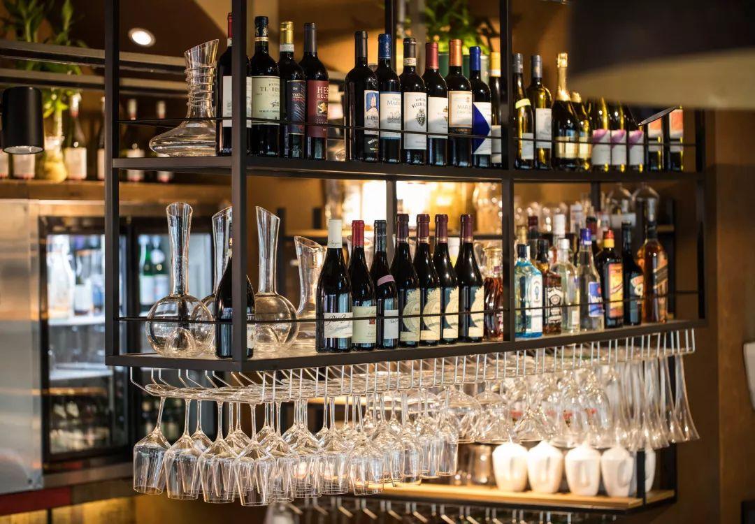 一挤就爆奶的超薄0.1pizza，被外国朋友吹上天