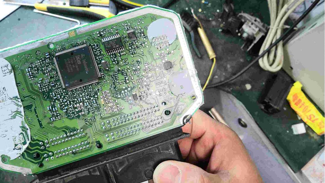 路虎泡水车比市场价便宜多少,泡水路虎汽车价格