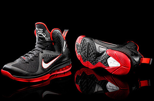 lebron詹姆斯狮子标球鞋,lebronwitness5詹姆斯实战篮球鞋