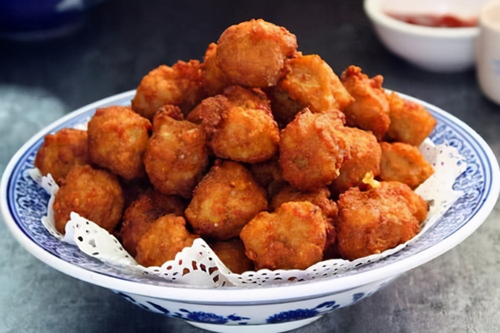 怎样炸牛肉丸子酥脆不回软,萝卜丝丸子怎么炸脆不回软