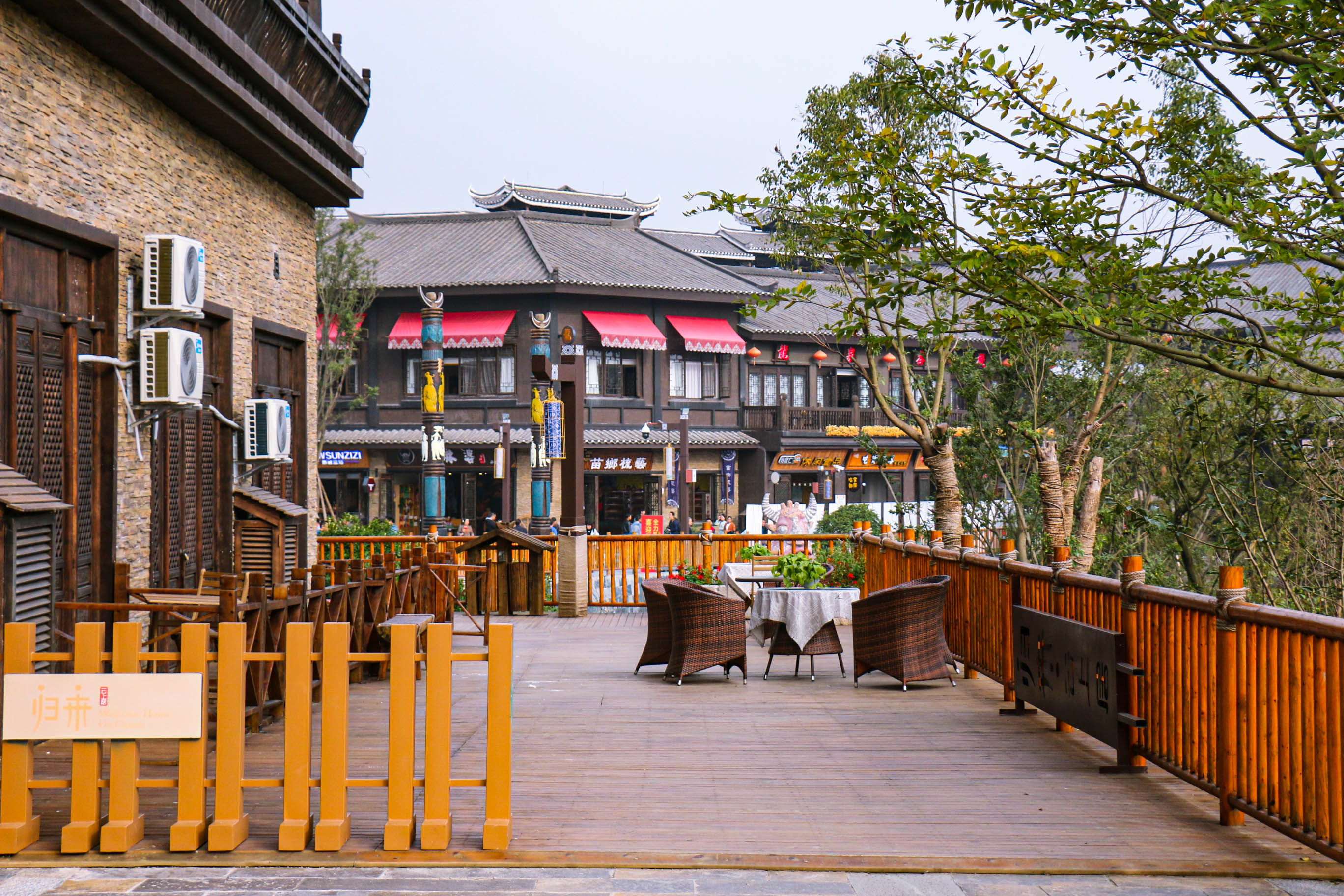 丹寨万达小镇全攻略｜夏天必打卡的小镇之一