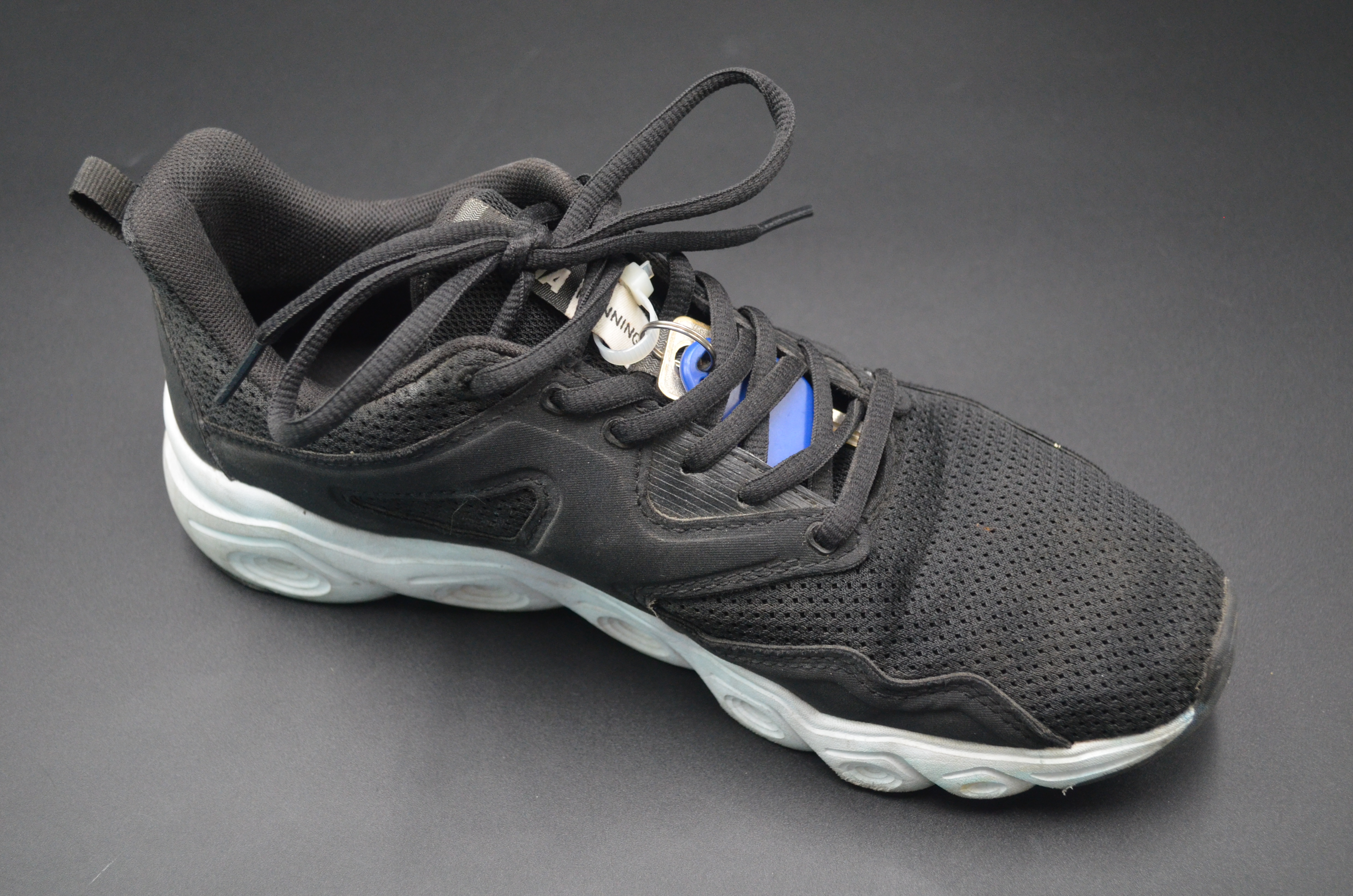 跑步钥匙没地方放,出门跑步时钥匙放哪里好