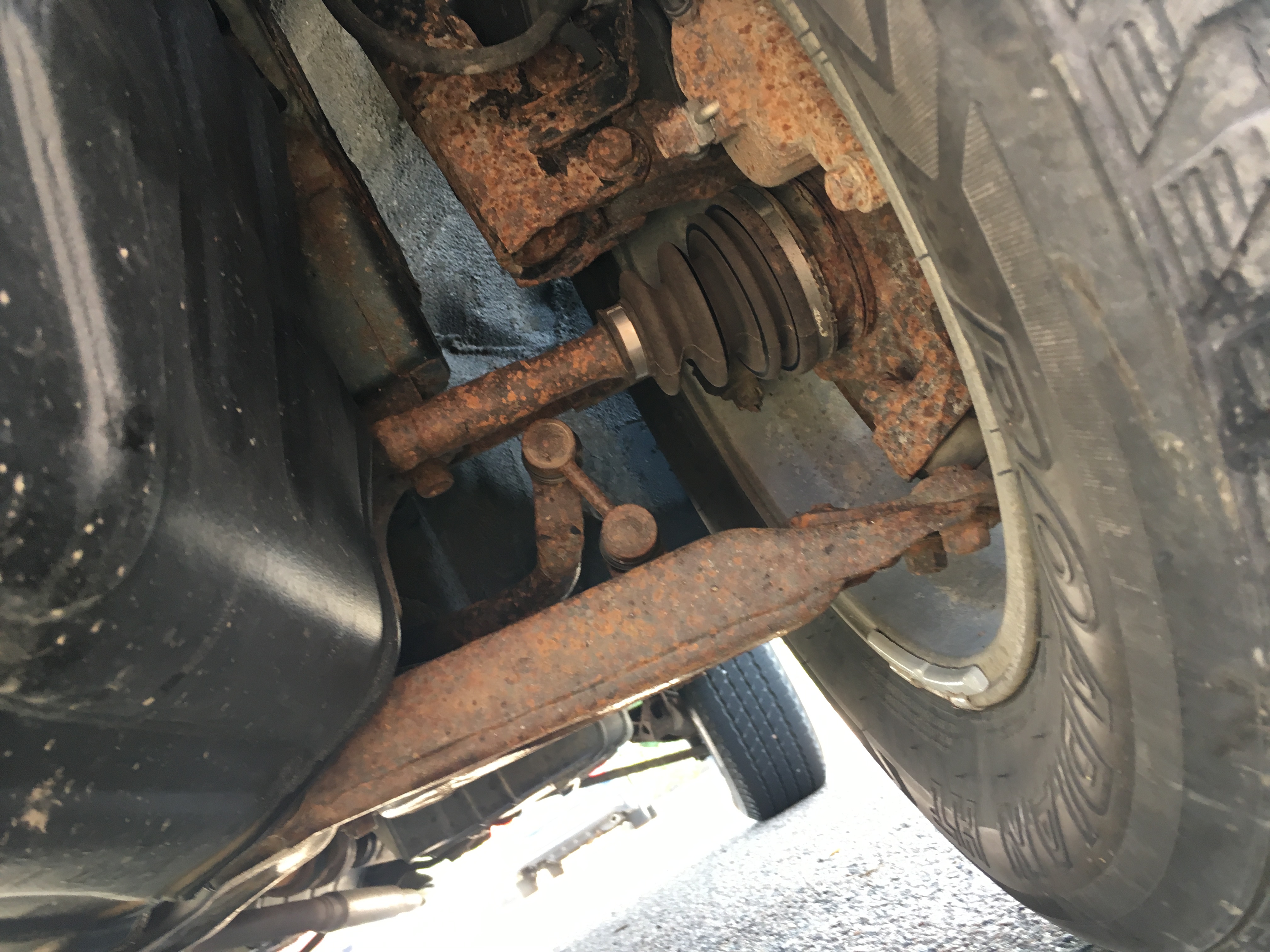 汽车被水淹没可以全赔吗,汽车被水淹没