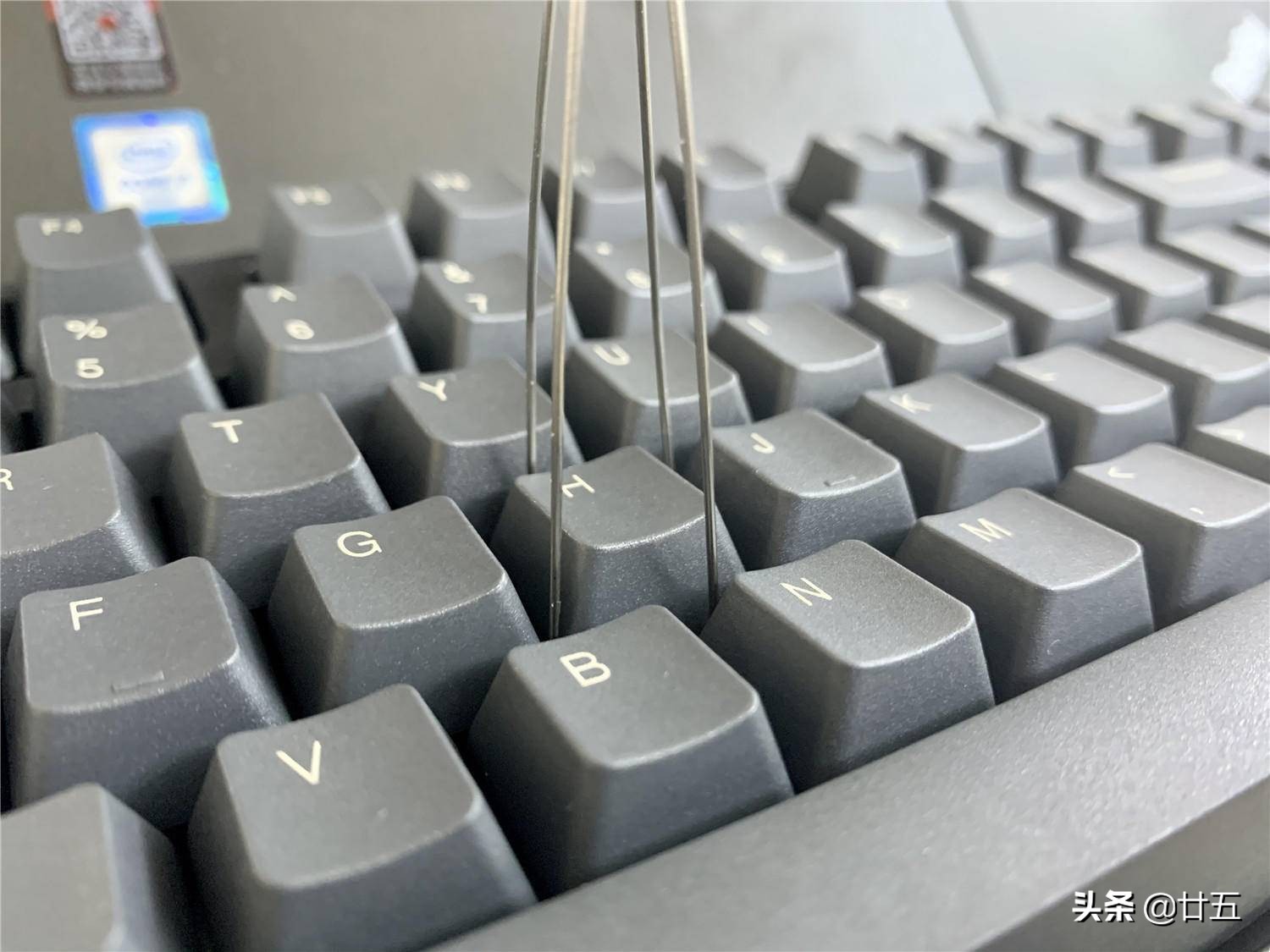 雷柏键盘黑轴茶轴怎么选,办公打字最舒服的雷柏v500pro键盘