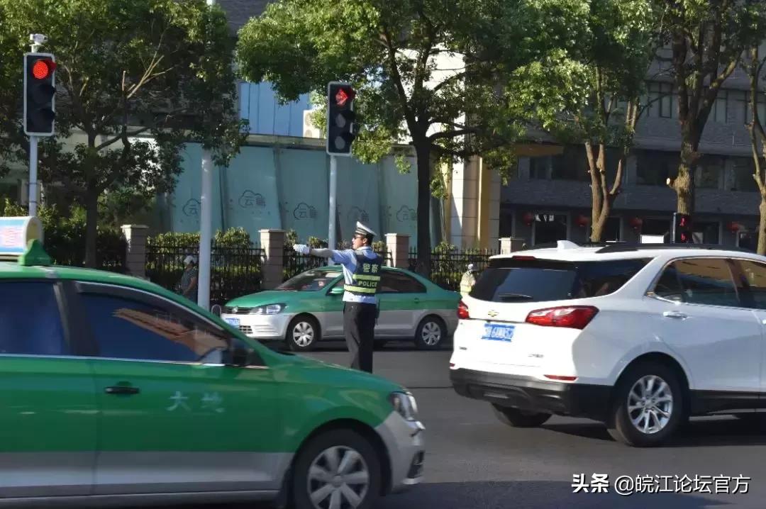 致敬｜与烈日同行，你们是安庆最美的风景