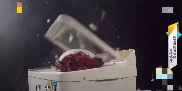 羽绒服脏了千万别丢,羽绒服脏了不洗怎么擦干净