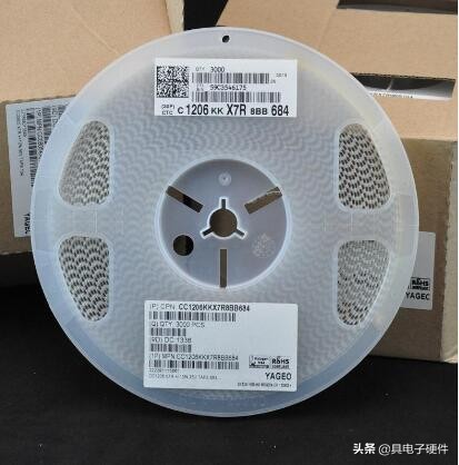 电容元件基本特性是什么,电容种类及在电路中的作用