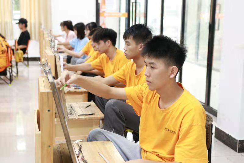 美术差生怎么教,美术集训老师很不好怎么办