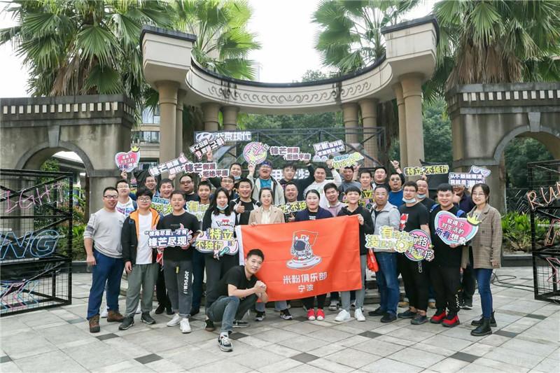 2020现代第七代伊兰特白色,小米社区新品季