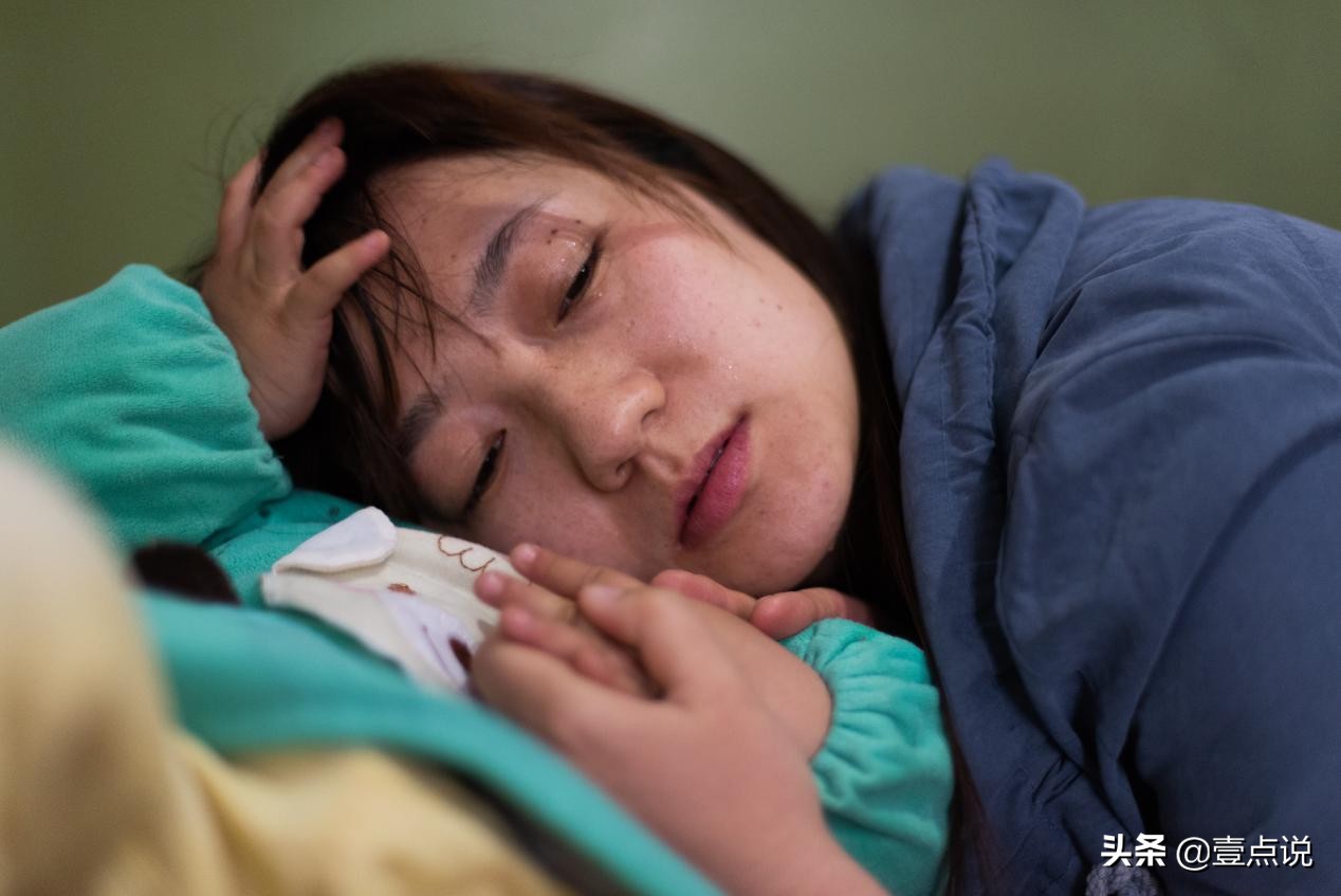 萌娃从小失明却不知真相 (宝宝眼睛险些失明)