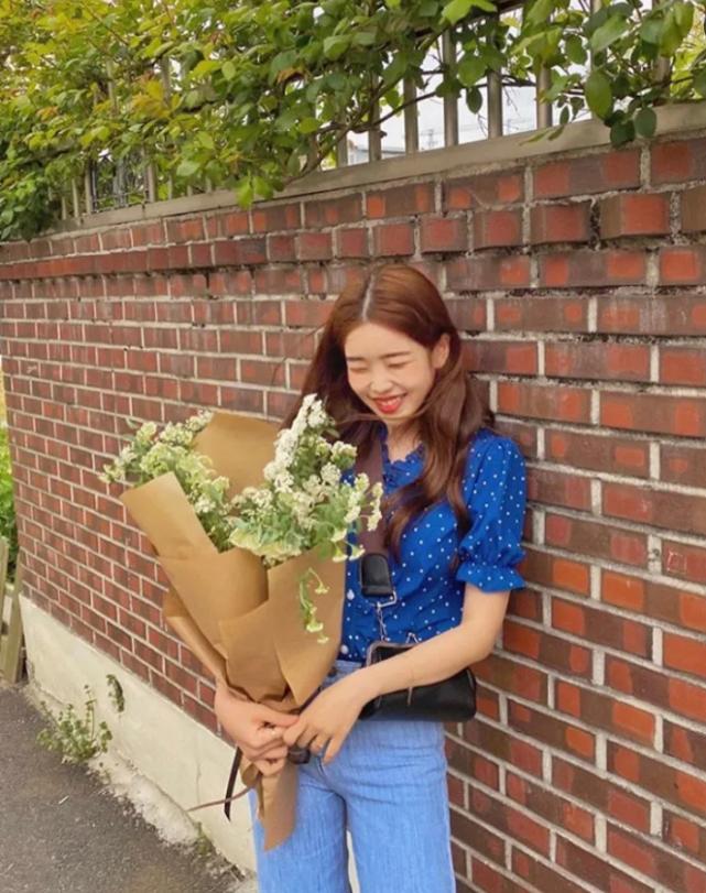 喜欢买衣服的女人最漂亮,喜欢买衣服的女人视频