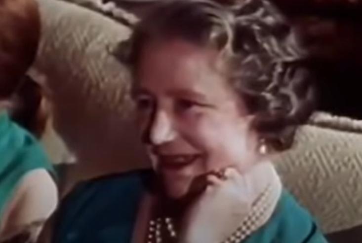 英女王下令封杀50年！王室私生活*片禁**遭泄露，百万人在线吃瓜