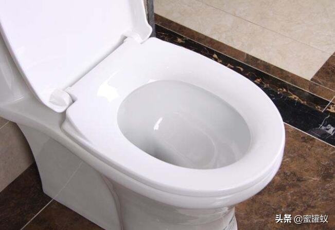 家里马桶下水特别慢,蹲位马桶冲水无力下水慢无漩涡