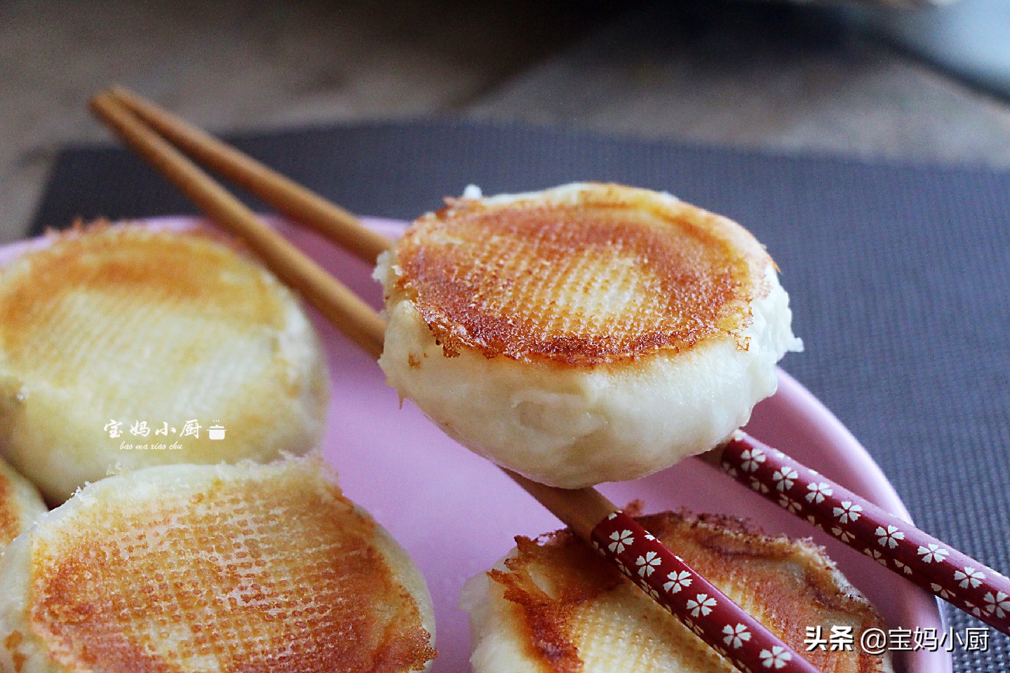 速冻的包子怎么蒸才能松软,速冻包子蒸的时候应该关注什么