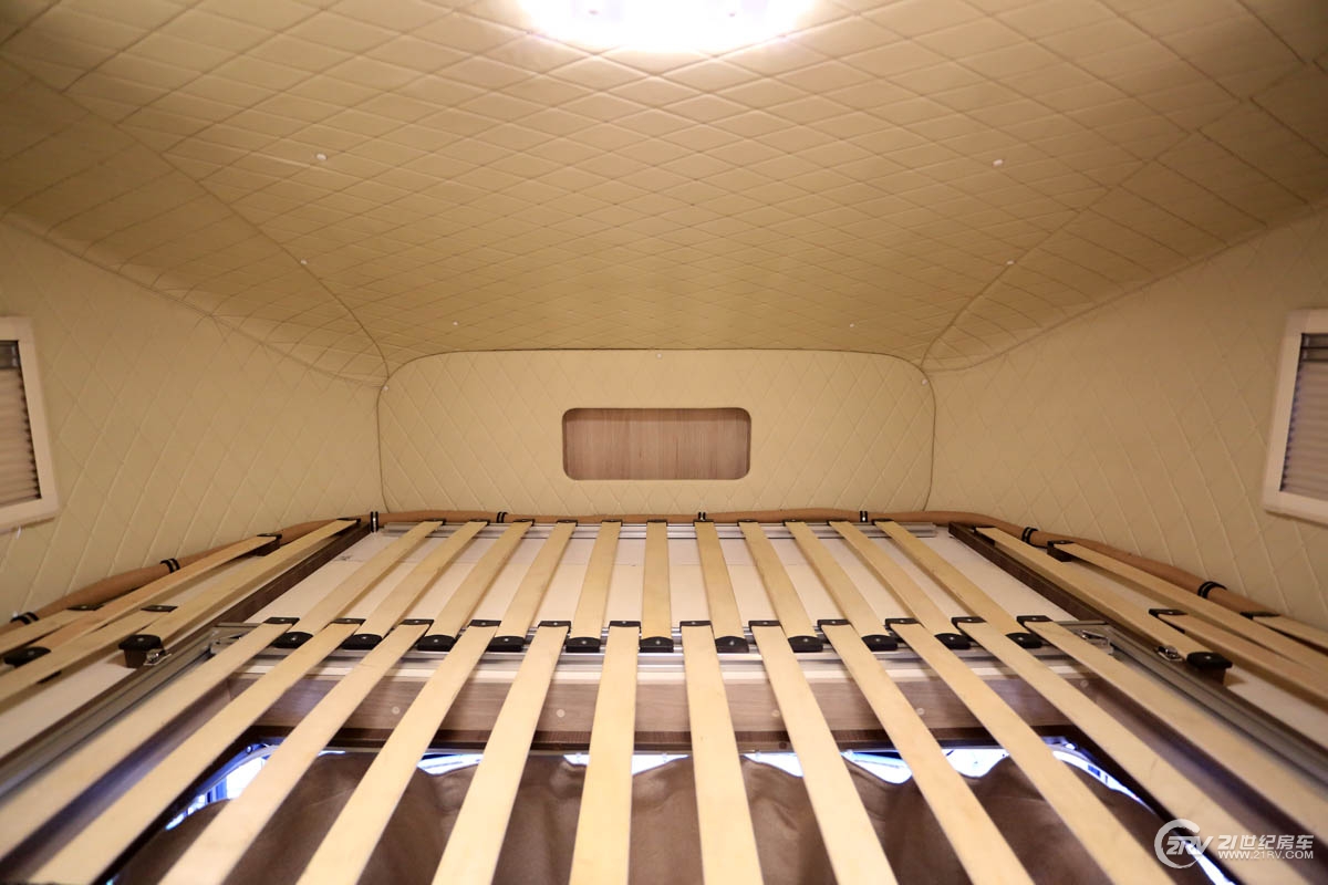 亚特b型房车最新款,10年的房车