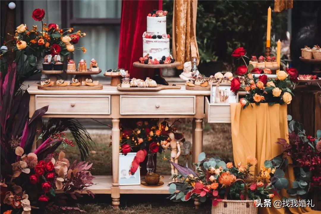 极简西式婚礼户外布置,法式复古婚礼户外效果