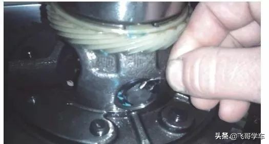 雪佛兰赛欧变速箱异响怎么解决,雪佛兰赛欧油箱异响