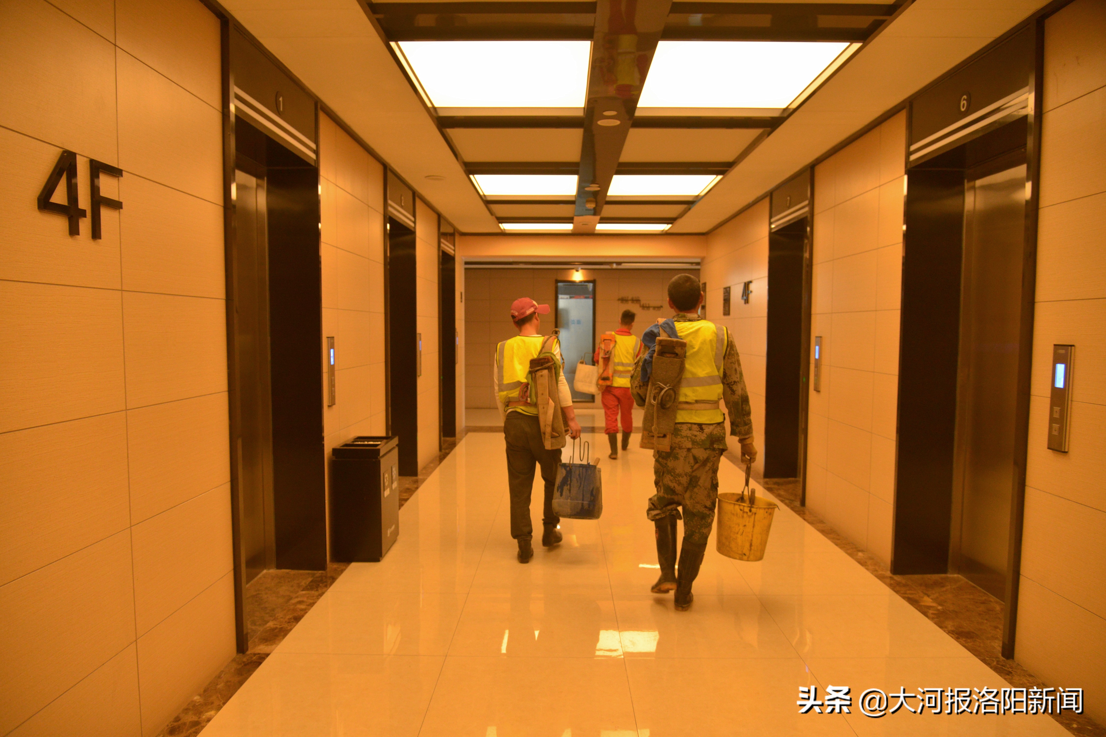 蜘蛛人200米高空作业,10m蜘蛛人高空作业价格